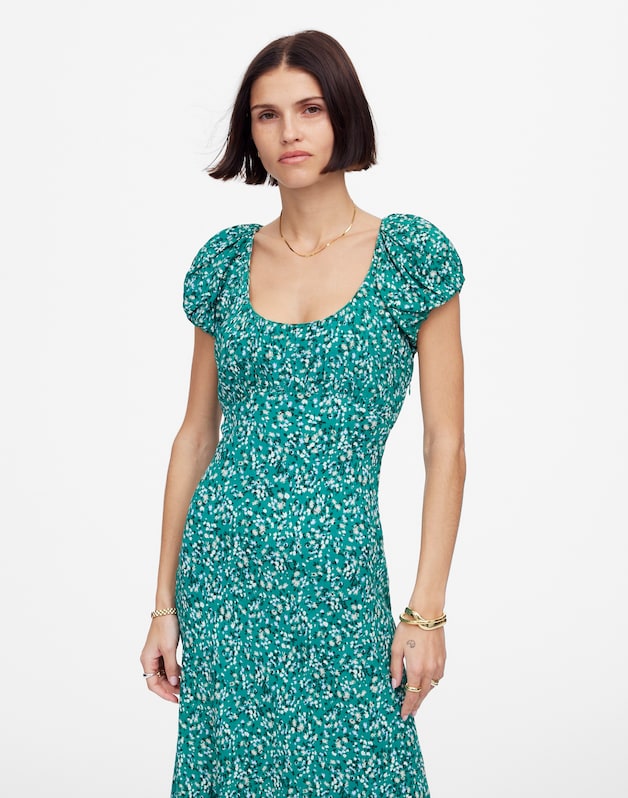 Ruched Scoopneck Midi Dress in Floral MEADOW DITSY KELLY GREEN