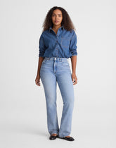 Petite Curvy Relaxed Bootcut Jeans RAEBROOK WASH