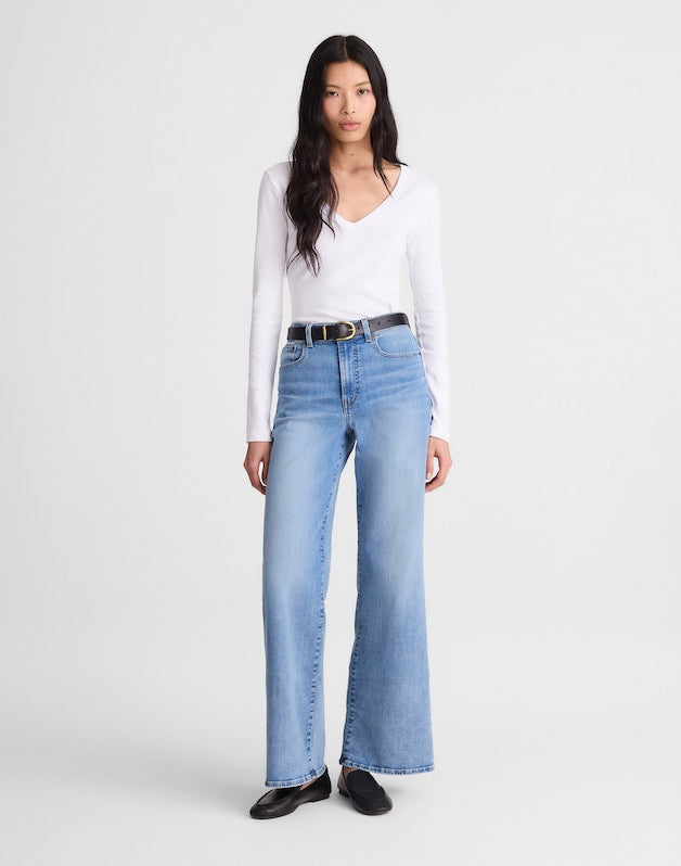 The Wide-Leg Jean in Super Stretch Denim COASTAL BLUE WASH