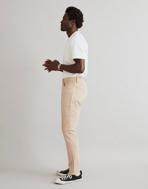 Garment-Dyed Athletic Slim Jeans MATCHSTICK