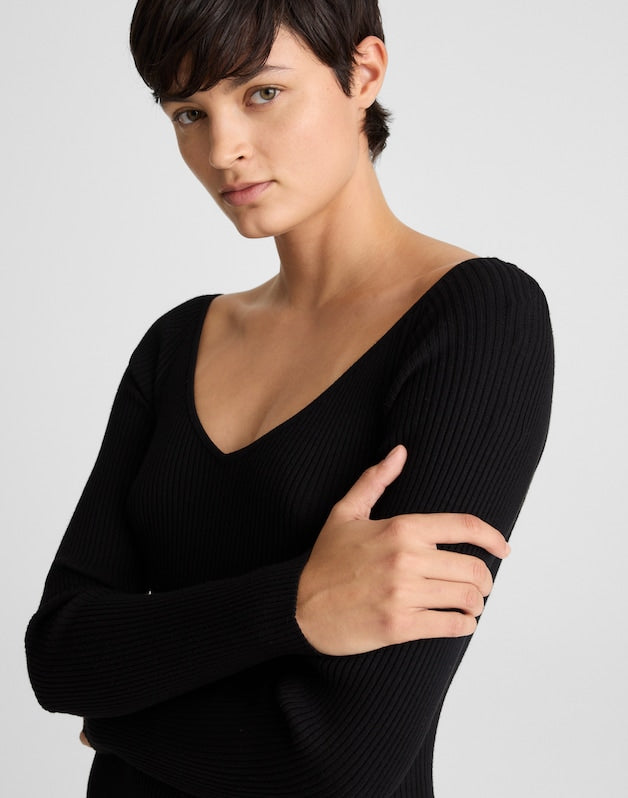 The Signature Knit V-Neck Midi Dress ABYSS