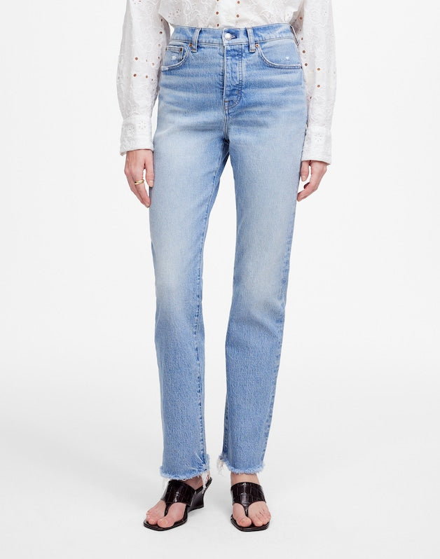 The Petite '90s Straight Jean in Hallstead Wash HALLSTEAD WASH