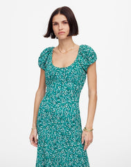 Ruched Scoopneck Midi Dress in Floral MEADOW DITSY KELLY GREEN
