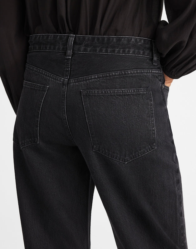 The Petite Darted Barrel-Leg Jean WASHED BLACK