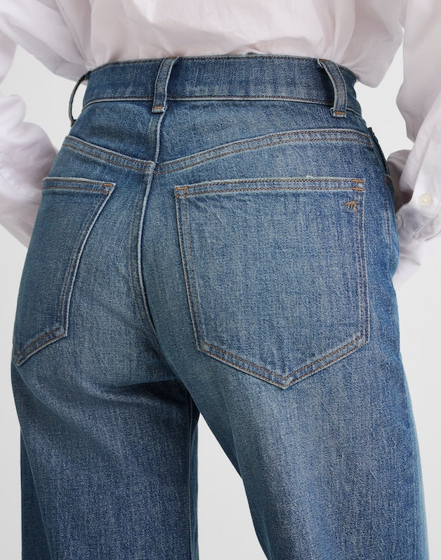 The Petite Perfect Vintage Wide-Leg Jean HARVEY WASH