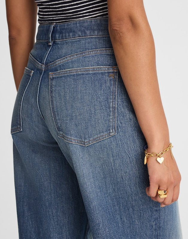 The Curvy Perfect Vintage Wide-Leg Jean HARVEY WASH