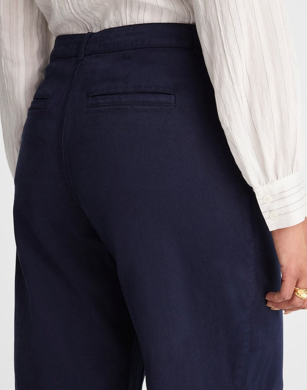 The Curvy Wide-Leg Pant in Garment-Dyed Twill MIDNIGHT NAVY
