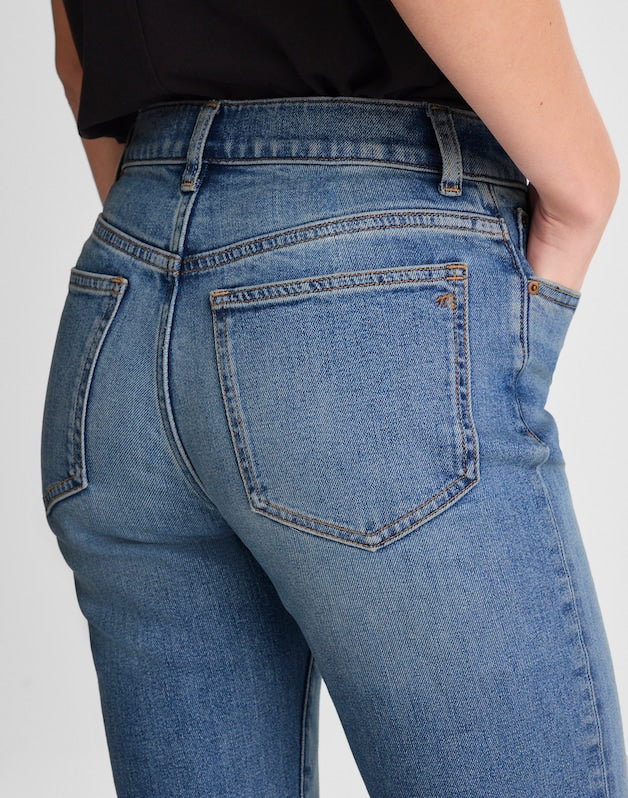 The Jules Slim-Straight Jean CONCHO WASH