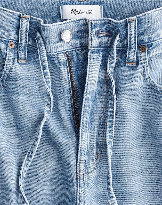 The Petite Ultimate Wide-Leg Jean in Airy Denim RAEBROOK WASH
