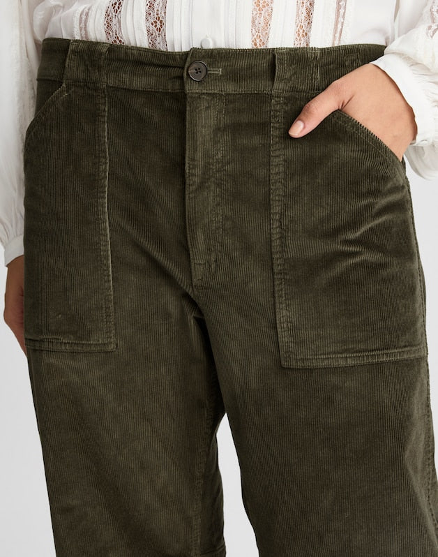 The Darted Barrel-Leg Utility Pant in Corduroy MIDNIGHT OLIVE