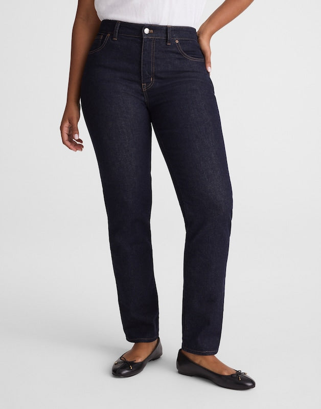 The Petite Curvy Jules Slim-Straight Jean in Rinse Wash RINSE WASH