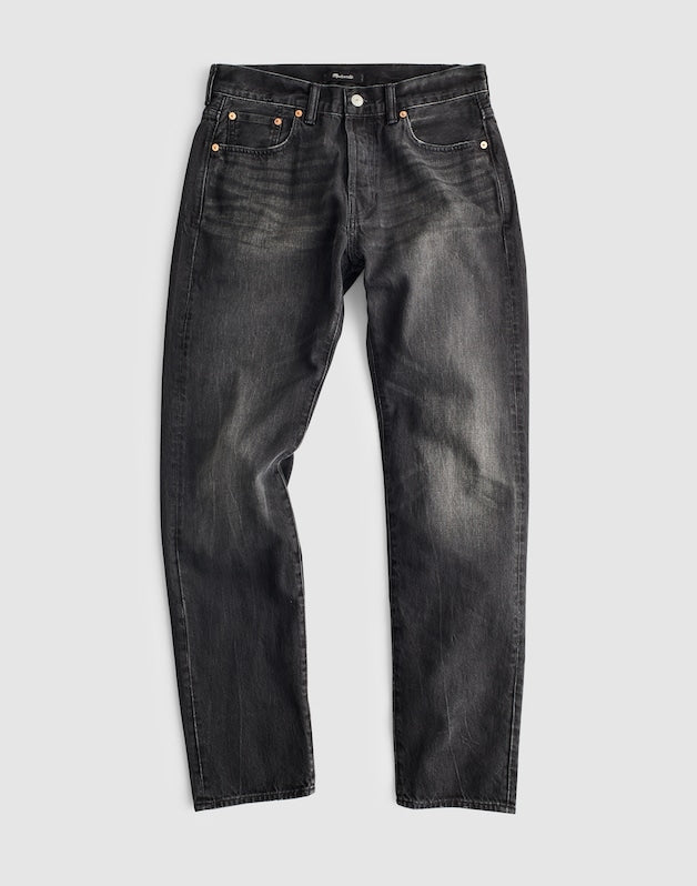 The Slim Straight Jean FAIRMOUNT WASH