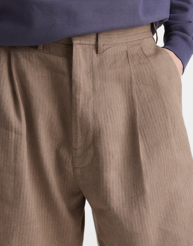 Double-Pleated Shorts in Herringbone Linen-Cotton Blend LIGHT MAUVE