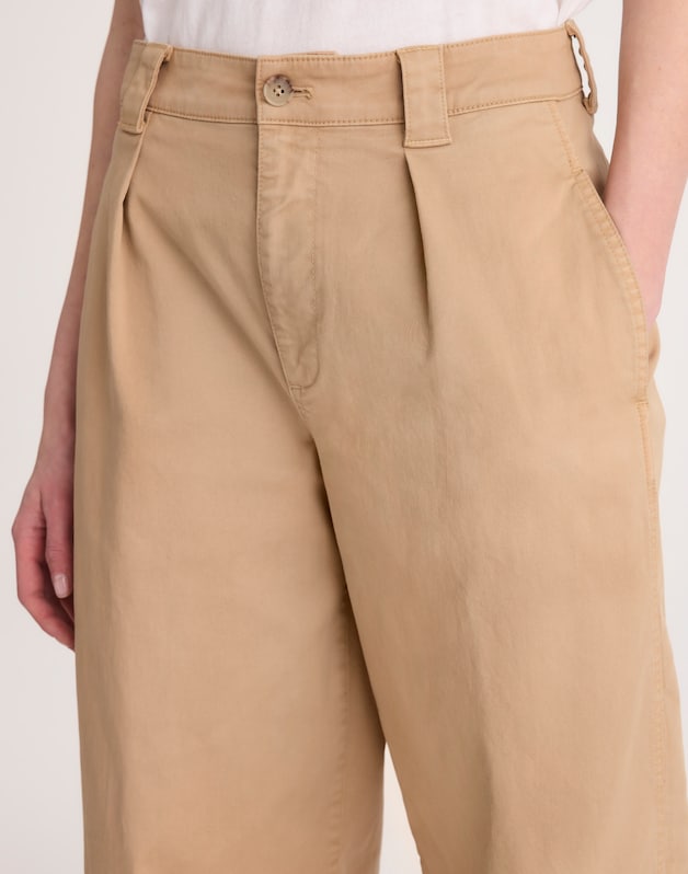 The Barrel-Leg Chino Pant FAWN