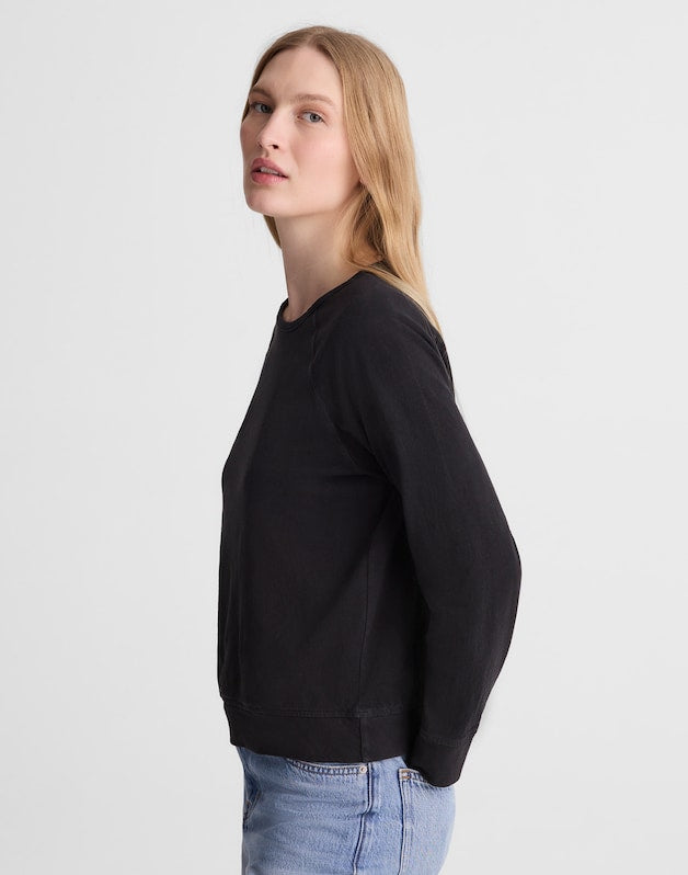 The Relaxed Raglan Tee in Vintage Jersey BLACK COAL