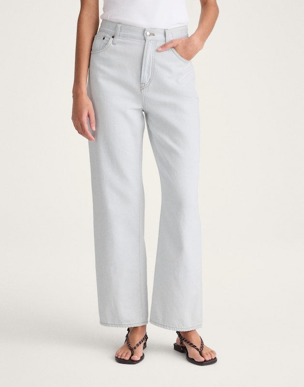 The Short Perfect Vintage Wide-Leg Crop Jean in Airy Denim EXTRACTED SKY WASH