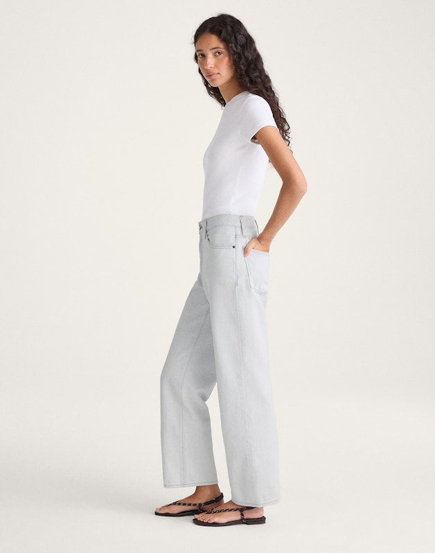 The Short Perfect Vintage Wide-Leg Crop Jean in Airy Denim EXTRACTED SKY WASH