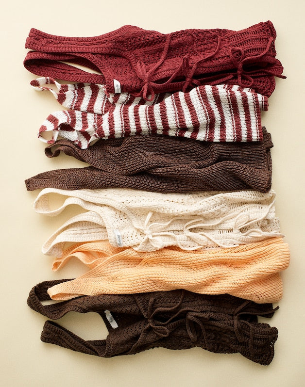 V-Neck Sweater Tank in 100% Linen IVORY AND DUSTY MERLOT